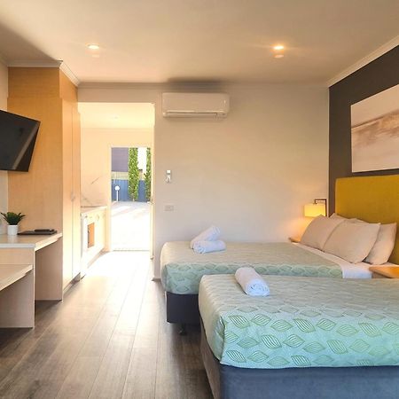 Seaview Motel & Apartments Apollo Bay Bagian luar foto