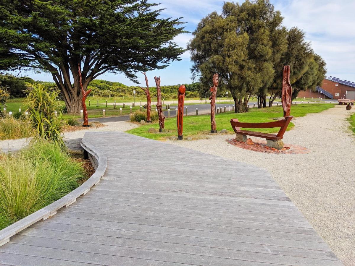 Seaview Motel & Apartments Apollo Bay Bagian luar foto