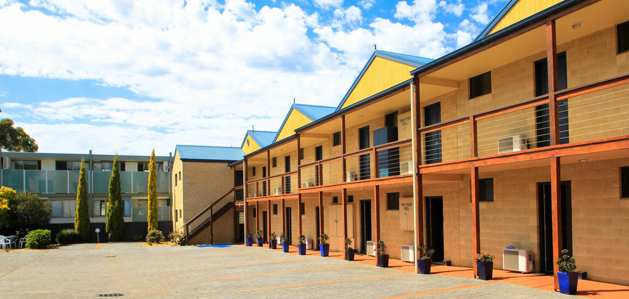 Seaview Motel & Apartments Apollo Bay Bagian luar foto
